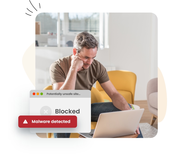 Image montrant un écran d'ordinateur avec un message "malware bloqué détecté".